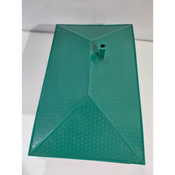 Lionel O Gauge Model Railroad Scenery Lighted Lionelville Station/Depot Building - Picture 3 of 9